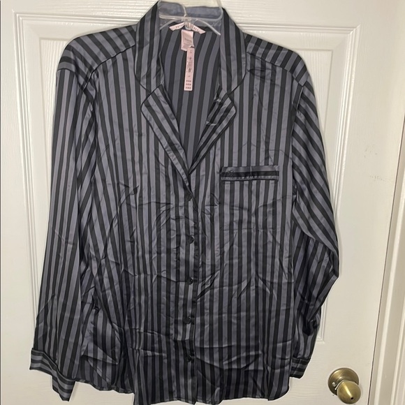 Victoria's Secret Black Striped Pajama Set - Picture 5 of 7